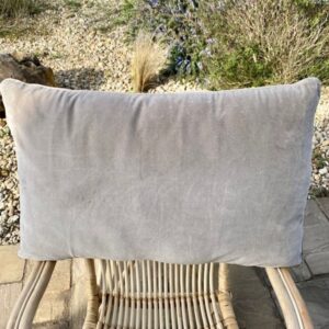 coussin 50x80 beige