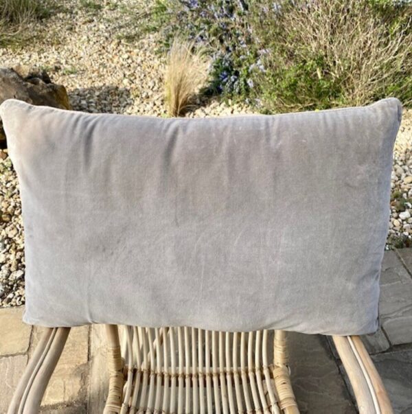 coussin 50x80 beige