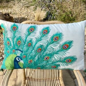 coussin peacock blanc