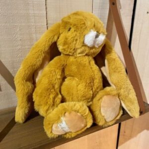 peluche friendly kanini deep saffron jaune bukowski