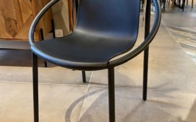 Chaise Ringo – Umbra – 2 couleurs