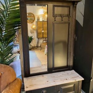 vestiaire avec miroir