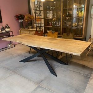 table en acacia pued métal longueur 2m60