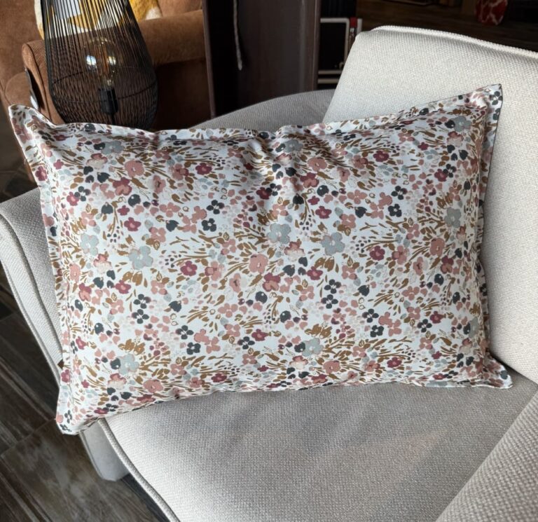 coussin exterieur capucine 40x60 l'effet papillon